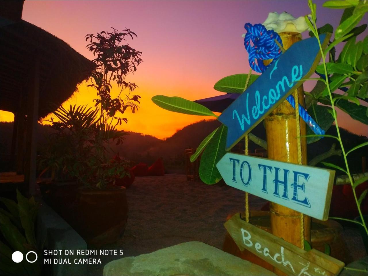 Surf Camp 79 Otel Kuta  Dış mekan fotoğraf