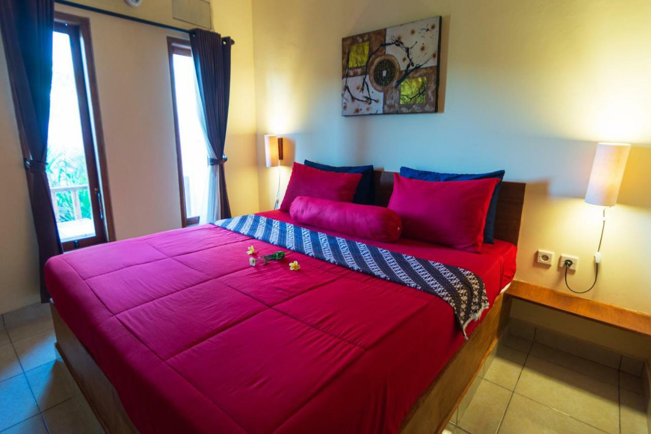 Surf Camp 79 Otel Kuta  Dış mekan fotoğraf